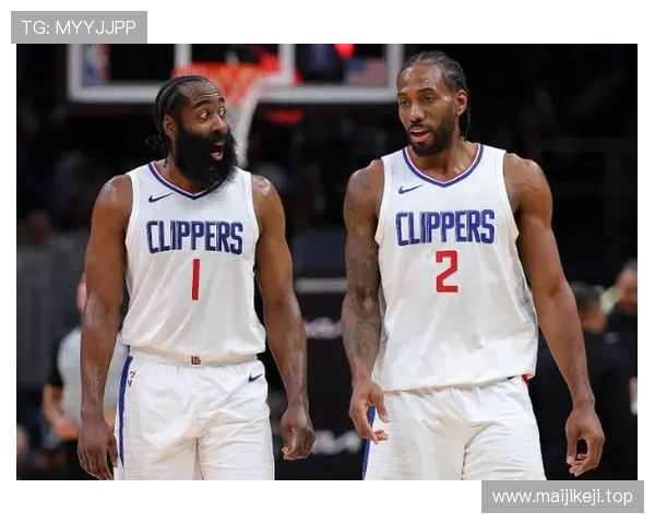 快船爆冷小卡伤退威少再三双 快船爆冷小卡伤退威少再三双